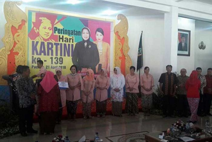Hari Kartini Diharapkan sebagai Media Introspeksi Diri Hari Kartini Diharapkan sebagai Media Introspeksi Diri