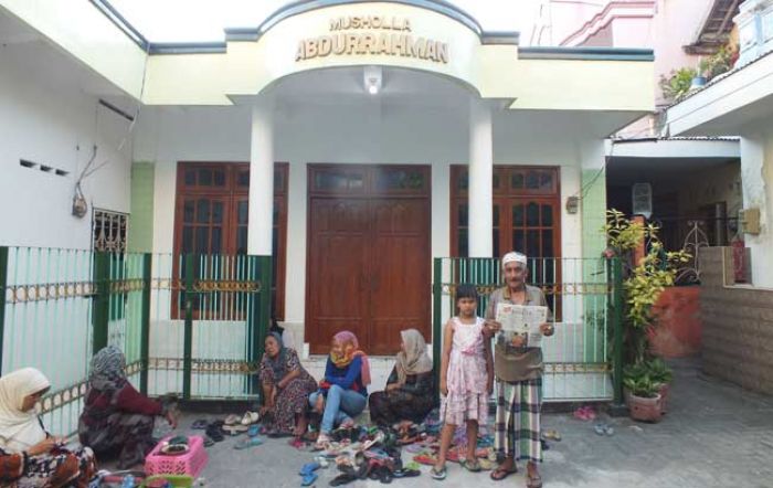 Menelusuri Jejak Kampung Religi di Surabaya (7): Musala di Ampel dengan Sumur Langsung Mekkah Menelusuri Jejak Kampung Religi di Surabaya (7): Musala di Ampel dengan Sumur Langsung Mekkah