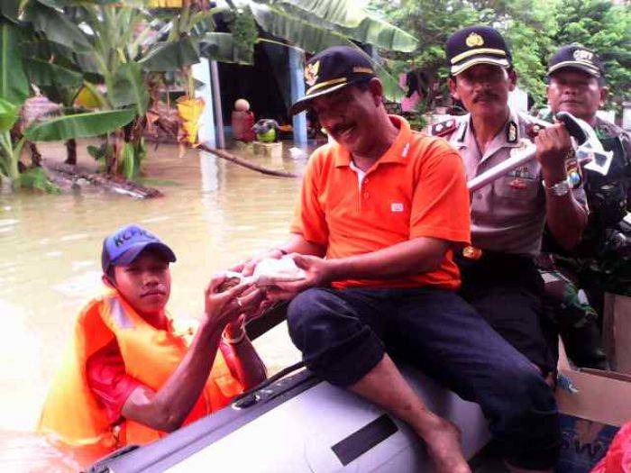 Banjir Luapan Kali Lamong Meluas Ke Cerme dan Menganti Banjir Luapan Kali Lamong Meluas Ke Cerme dan Menganti