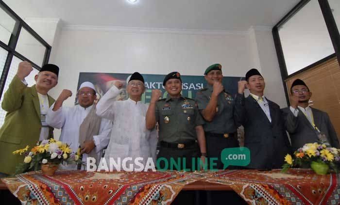 Rapat Akbar Aktualisasi Resolusi Jihad di Tebuireng, Bangsa Harus Berdaulat Rapat Akbar Aktualisasi Resolusi Jihad di Tebuireng, Bangsa Harus Berdaulat