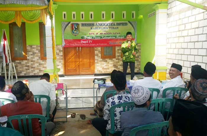 Reses di Senori, Mukson Anggota DPRD Tuban Janji Atasi Minimnya Penyerapan Tenaga Kerja Lokal Reses di Senori, Mukson Anggota DPRD Tuban Janji Atasi Minimnya Penyerapan Tenaga Kerja Lokal