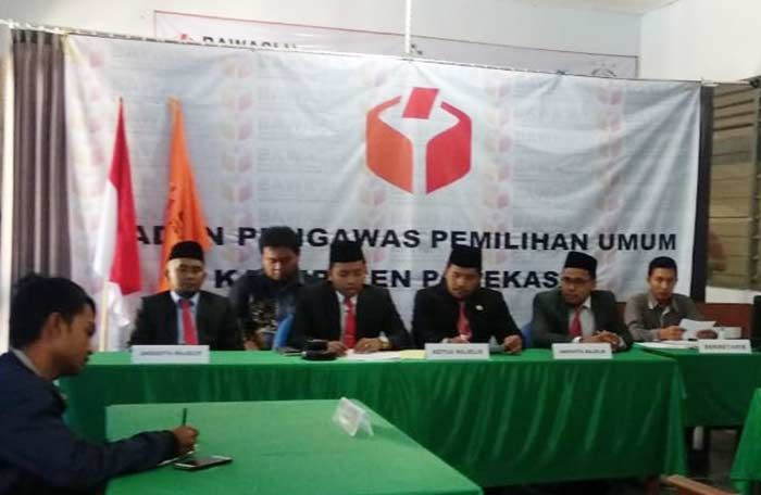 Bawaslu Pamekasan Putuskan Caleg Boleh Merangkap Pendamping Desa Bawaslu Pamekasan Putuskan Caleg Boleh Merangkap Pendamping Desa