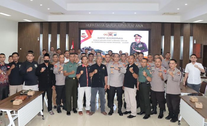 Wakapolres Gresik Pimpin Rakor Pengamanan Jelang Uji Kelayakan Calon Warga PSHT Wakapolres Gresik Pimpin Rakor Pengamanan Jelang Uji Kelayakan Calon Warga PSHT