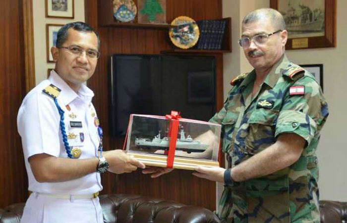 Dansatgas Maritim TNI Konga XXVIII-I Unifil Kunjungi Beirut Naval Base