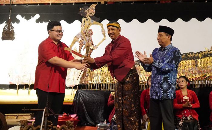 Tak Ingin Punah, Bupati Kediri Minta Pepadi Munculkan Dalang Baru Tak Ingin Punah, Bupati Kediri Minta Pepadi Munculkan Dalang Baru