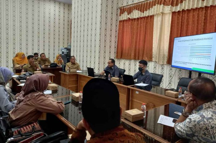 Spot Pelayanan BPJS pada 3 RSUD di Situbondo Dianggap Kurang Layak Spot Pelayanan BPJS pada 3 RSUD di Situbondo Dianggap Kurang Layak