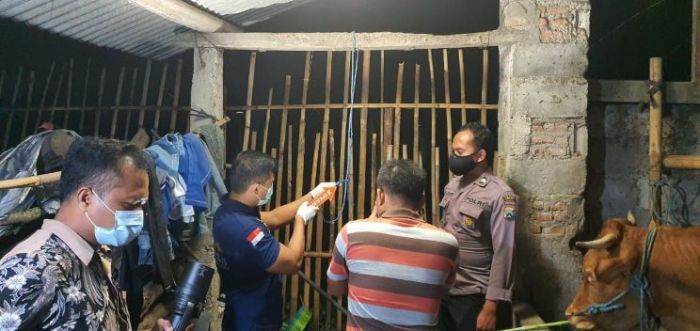 Peristiwa Mengenaskan, Pelajar Putri di Kediri Gantung Diri di Kandang Sapi Peristiwa Mengenaskan, Pelajar Putri di Kediri Gantung Diri di Kandang Sapi