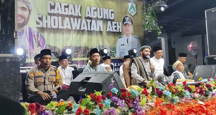 Desa Cagak Agung Gresik Bersalawat Dihadiri Ribuan Jemaah Desa Cagak Agung Gresik Bersalawat Dihadiri Ribuan Jemaah
