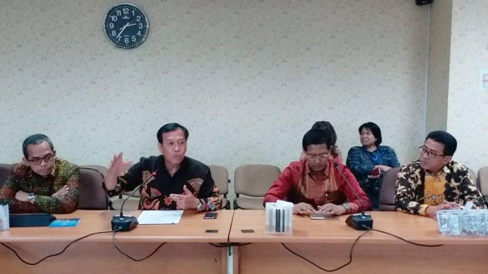 Presiden Jokowi Luncurkan Peraturan Baru Wajib Pajak bagi UMKM Presiden Jokowi Luncurkan Peraturan Baru Wajib Pajak bagi UMKM