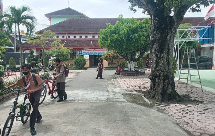 Angka Covid-19 Meningkat, Durasi PTM di Kota Blitar Dipangkas Angka Covid-19 Meningkat, Durasi PTM di Kota Blitar Dipangkas