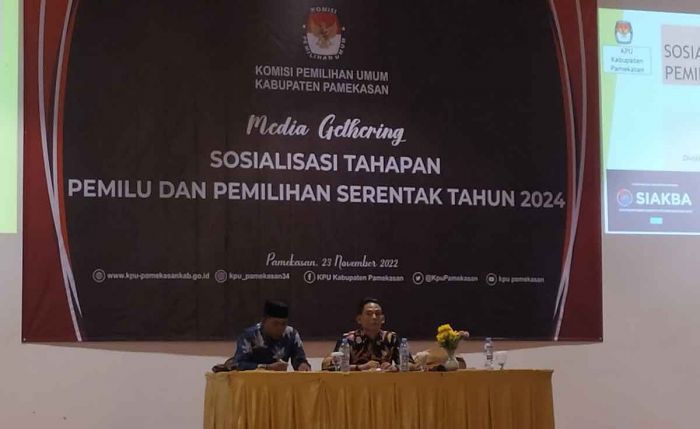 KPU Pamekasan Gelar Gathering Bersama Media Sosialisasikan Tahapan Pemilu 2024 KPU Pamekasan Gelar Gathering Bersama Media Sosialisasikan Tahapan Pemilu 2024