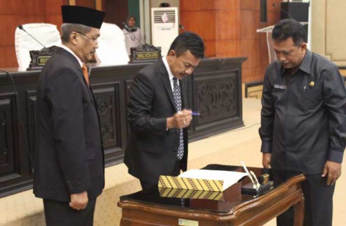 NPHD Rp 46 Miliar untuk Pilbup Diteken, KPU Jombang segera Tancap Gas NPHD Rp 46 Miliar untuk Pilbup Diteken, KPU Jombang segera Tancap Gas