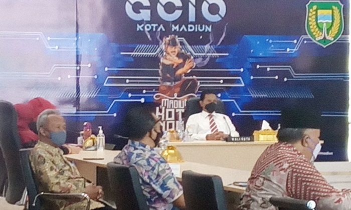 Era Transformasi Digital, Wali Kota Maidi Akan Hidupkan Lagi Kelompok Informasi di Kelurahan Era Transformasi Digital, Wali Kota Maidi Akan Hidupkan Lagi Kelompok Informasi di Kelurahan