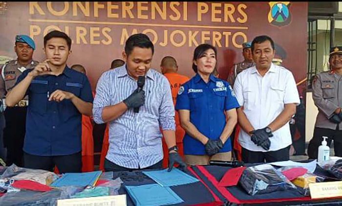 Pria di Bangsal Mojokerto Tega Setubuhi Menantunya saat Kondisi Rumah Sepi Pria di Bangsal Mojokerto Tega Setubuhi Menantunya saat Kondisi Rumah Sepi