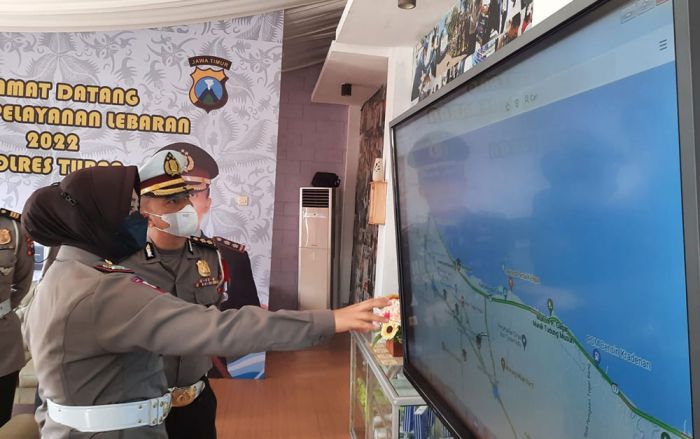 Tinjau Pengamanan Mudik Lebaran di Tuban, Kasubdit Kamsel Polda Jatim Apresiasi Fasilitas Posyan Tinjau Pengamanan Mudik Lebaran di Tuban, Kasubdit Kamsel Polda Jatim Apresiasi Fasilitas Posyan