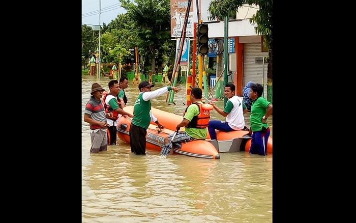 Banjir Landa Sampang, Tim Mantap Buka Dapur Umum di 8 Titik Banjir Landa Sampang, Tim Mantap Buka Dapur Umum di 8 Titik