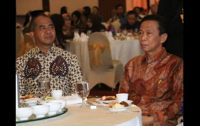 Wakapolda Jatim Hadiri 50 Tahun Reuni Akbar FH Unair