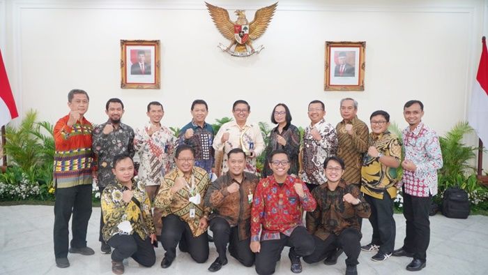 Disaksikan Wapres, Petrokimia Raih Apresiasi Tertinggi Propernas Emas dari KLHK Disaksikan Wapres, Petrokimia Raih Apresiasi Tertinggi Propernas Emas dari KLHK