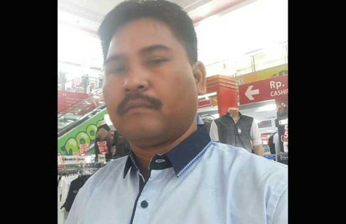 Dinilai Terlalu Kecil, DPRD Gresik Kompak Tolak SE Bupati terkait Dana Bantuan Sekolah Rp 30 Juta Dinilai Terlalu Kecil, DPRD Gresik Kompak Tolak SE Bupati terkait Dana Bantuan Sekolah Rp 30 Juta