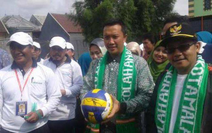 Menpora Pastikan Kick Off Kompetisi ISC Bulan Ini Menpora Pastikan Kick Off Kompetisi ISC Bulan Ini