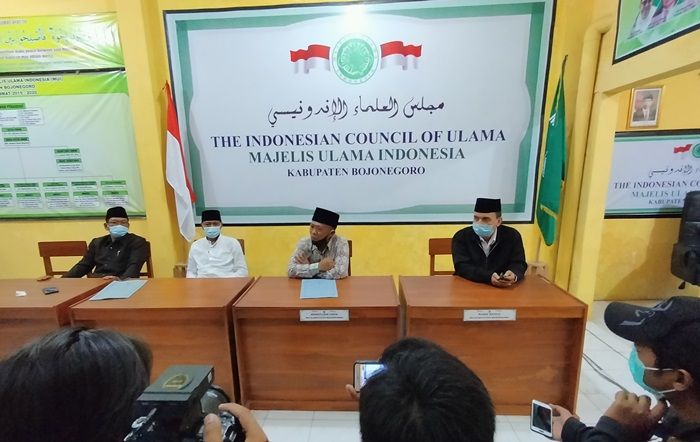 MUI Bojonegoro Ajak Masyarakat Boikot Produk Mamin Prancis MUI Bojonegoro Ajak Masyarakat Boikot Produk Mamin Prancis