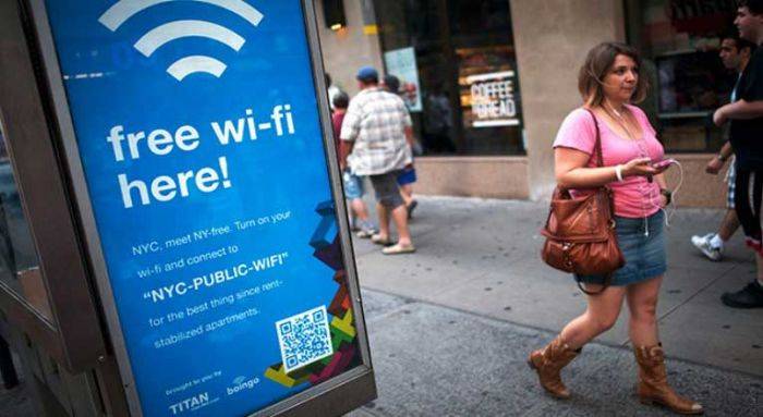 Manjakan Penumpang, KAI Lengkapi Kereta dengan Fasilitas Wi-Fi Manjakan Penumpang, KAI Lengkapi Kereta dengan Fasilitas Wi-Fi