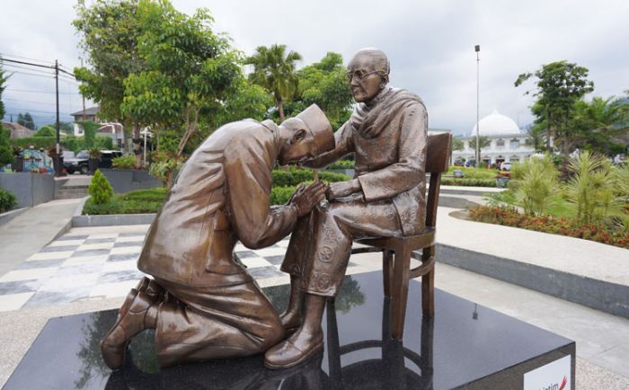 Patung Bung Karno dan Ibundanya Senilai Rp 1,5 Miliar Hadir di Balai Kota Batu