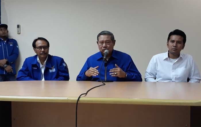 SBY Ingatkan Aparat Negara Bersikap Netral Dalam Pilkada SBY Ingatkan Aparat Negara Bersikap Netral Dalam Pilkada