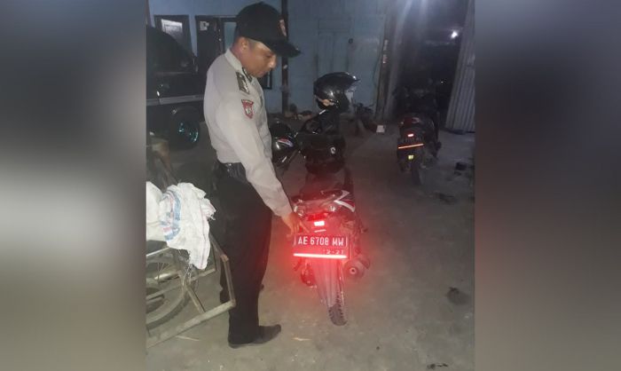 Kendarai Sepeda Motor Sambil Ngantuk, Wanita di Ngawi ini Tabrak Motor Lain, Akhirnya Patah Kaki