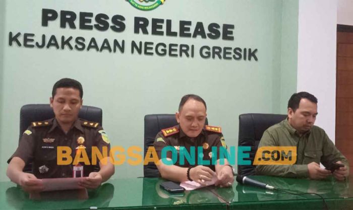 Ini Alasan Kejari Gresik Tak Tahan Tersangka Korupsi Hibah UMKM Ini Alasan Kejari Gresik Tak Tahan Tersangka Korupsi Hibah UMKM