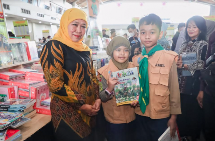 Hari Buku Anak Internasional, Khofifah Ajak Tingkatkan Minat Baca Sejak Dini