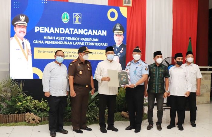 Pemkot Pasuruan Hibahkan Aset Tanah untuk Pembangunan Lapas Terintegrasi Pemkot Pasuruan Hibahkan Aset Tanah untuk Pembangunan Lapas Terintegrasi