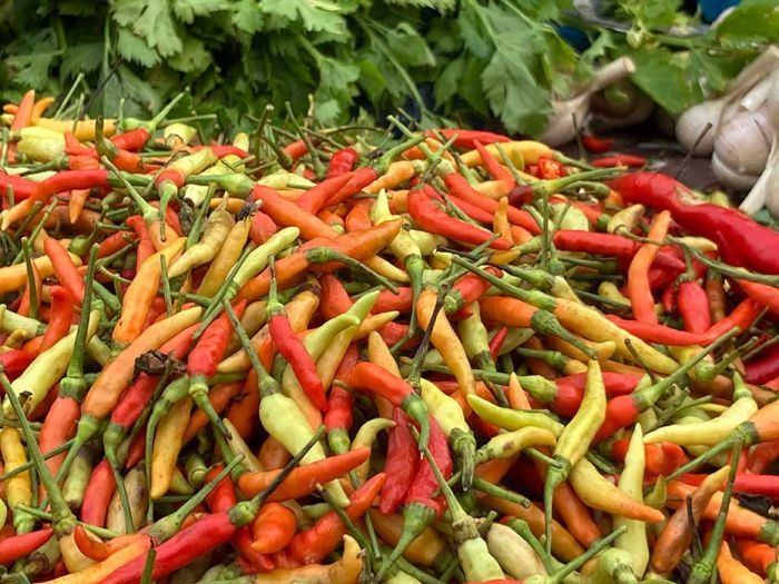 Cabai Rawit Merah Turun Hingga Rp8 Ribu, Simak Perubahan Harga Sembako Jatim Hari Ini 21 April 2025