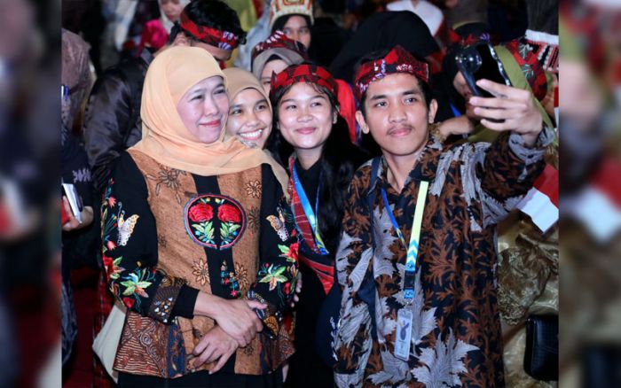 Dari Bumi Majapahit, Gubernur Khofifah Ajak 390 Peserta Program PMM Perkuat Persatuan Bangsa Dari Bumi Majapahit, Gubernur Khofifah Ajak 390 Peserta Program PMM Perkuat Persatuan Bangsa