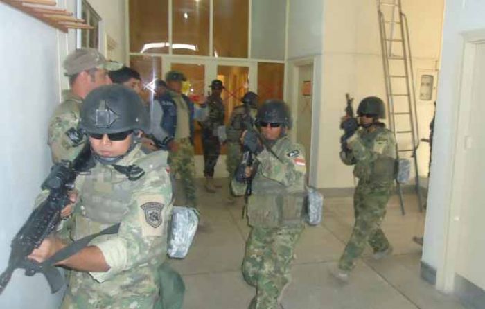Satkopaska Koarmatim Unjuk Kemampuan Bersama Pasukan Khusus 6 Negara Satkopaska Koarmatim Unjuk Kemampuan Bersama Pasukan Khusus 6 Negara