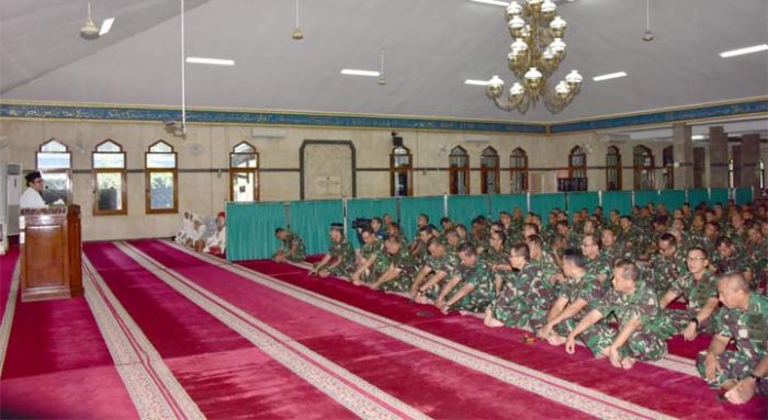 12 Hari Jelang Puasa Ramadhan, Prajurit dan PNS Koarmada II Diimbau Siap Mental dan Fisik 12 Hari Jelang Puasa Ramadhan, Prajurit dan PNS Koarmada II Diimbau Siap Mental dan Fisik