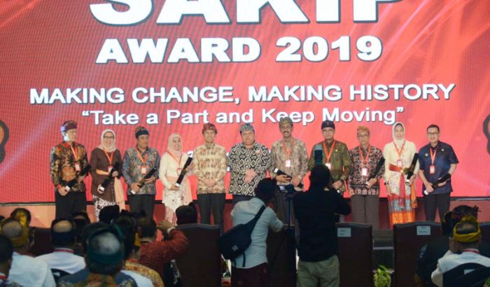 Pemkab Bangkalan Raih Predikat B Dalam SAKIP Award 2019 Pemkab Bangkalan Raih Predikat B Dalam SAKIP Award 2019