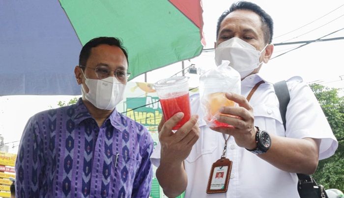Pastikan Layak Makan, Pemkot Kediri Gelar Sidak Takjil di Pusat Keramaian Pastikan Layak Makan, Pemkot Kediri Gelar Sidak Takjil di Pusat Keramaian