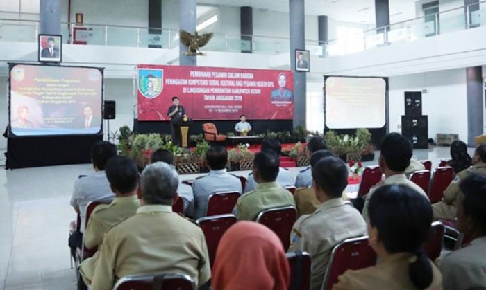 Pemkab Kediri Gelar Pembinaan Untuk Meningkatkan Kompetensi ASN