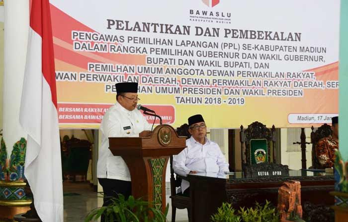 Bupati Muhtarom Lantik 206 PPL se-Kabupaten Madiun Bupati Muhtarom Lantik 206 PPL se-Kabupaten Madiun