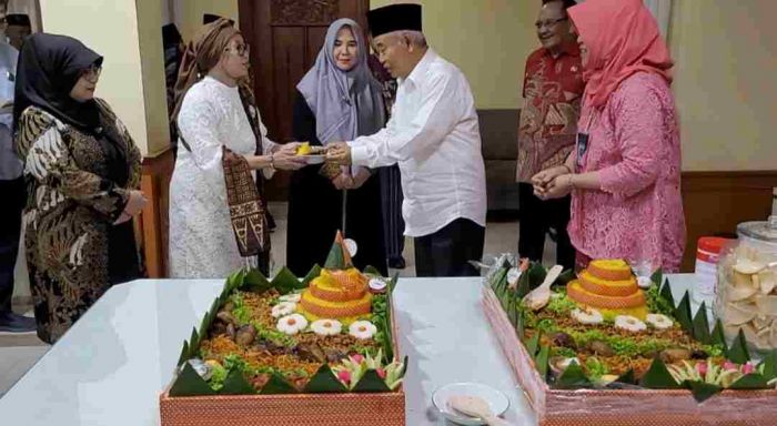 M. Tabrani, Wartawan Asal Madura yang Ditetapkan sebagai Pahlawan juga Warga NU M. Tabrani, Wartawan Asal Madura yang Ditetapkan sebagai Pahlawan juga Warga NU