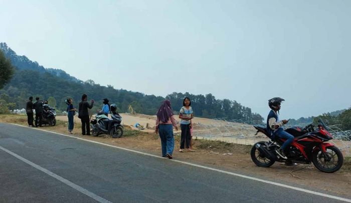 Pembangunan Stroberi Greenhouse di Kota Batu Jadi Jujukan Wisatawan Pembangunan Stroberi Greenhouse di Kota Batu Jadi Jujukan Wisatawan