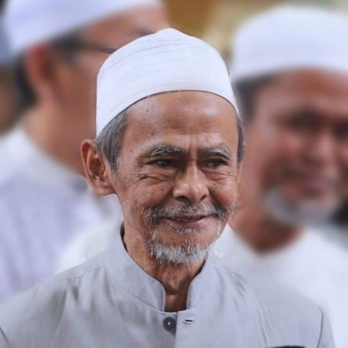 Kiai Nawawi Abdul Jalil, Pengasuh PP Sidogiri Pasuruan Wafat