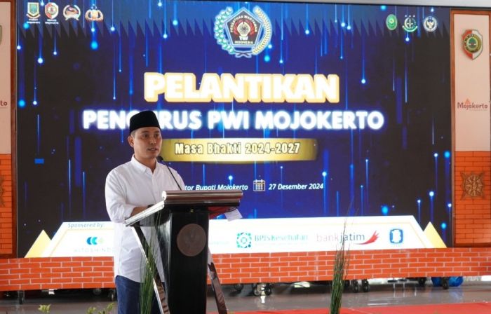 PWI Mojokerto Periode 2024-2027 Resmi Dilantik, Ini Pesan Gus Barra PWI Mojokerto Periode 2024-2027 Resmi Dilantik, Ini Pesan Gus Barra