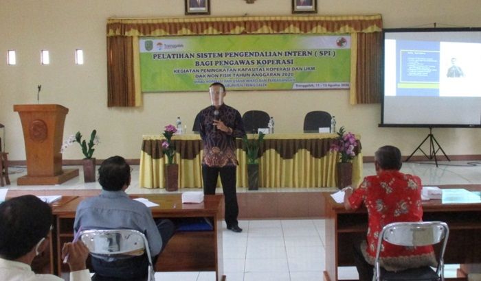 Tingkatkan Pengetahuan Pengawas Koperasi, Dinas Komindag Trenggalek Gelar Pelatihan SPI Tingkatkan Pengetahuan Pengawas Koperasi, Dinas Komindag Trenggalek Gelar Pelatihan SPI