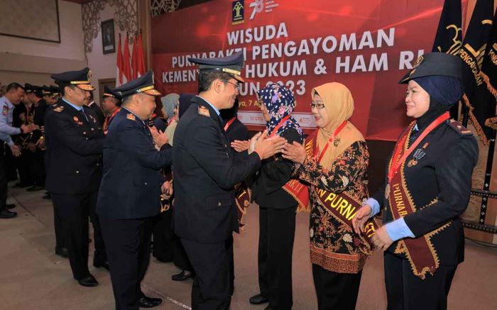 Jadi Ajang Apresiasi Pensiunan, Kemenkumham Gelar Wisuda Purnabakti Pengayoman Jadi Ajang Apresiasi Pensiunan, Kemenkumham Gelar Wisuda Purnabakti Pengayoman