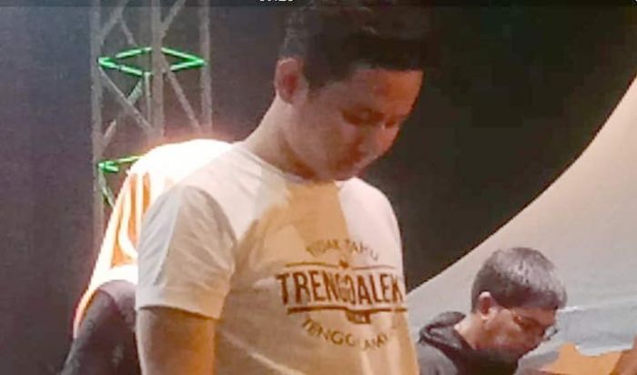 Mas Ipin Pimpin Doa untuk Ani Yudhoyono di Sela Nobar Champions Mas Ipin Pimpin Doa untuk Ani Yudhoyono di Sela Nobar Champions
