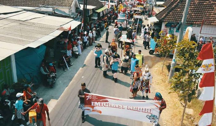 Kantor Imigrasi Kediri Ikut Ramaikan Karnaval Grogol Kantor Imigrasi Kediri Ikut Ramaikan Karnaval Grogol