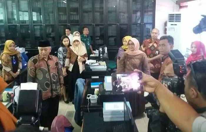 Hari Pertama Masuk Kerja, Plt Bupati Malang Gelar Halbi Plus Sidak ASN yang Bolos