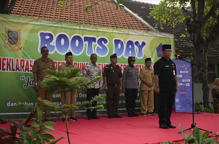 SMPN 5 Kota Mojokerto Deklarasikan Gerakan Tolak Perundungan SMPN 5 Kota Mojokerto Deklarasikan Gerakan Tolak Perundungan